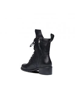 Ali MacGraw Boots & Booties Deffinir