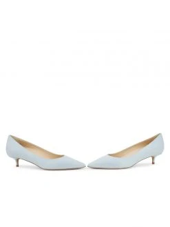 Butter Shoes Deluxe Pointed Toe Kitten Heel