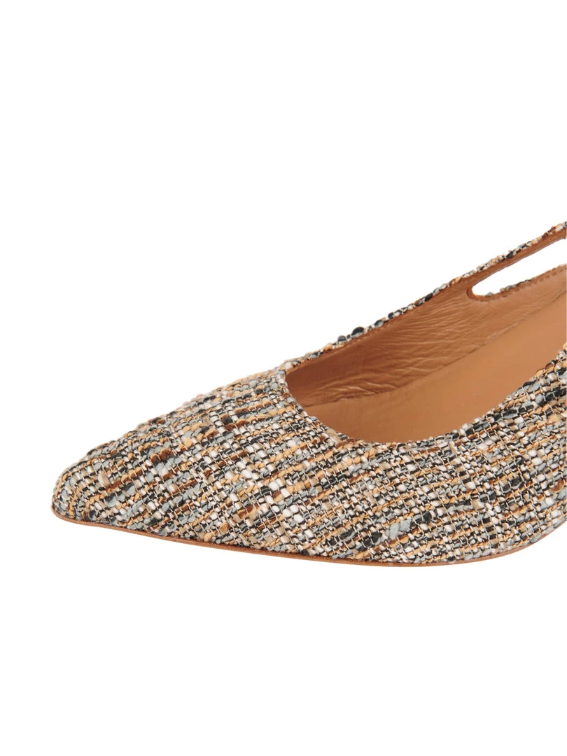 Butter Shoes Sadetta Pointed Toe Slingback 6 Butter Shoes Sadetta Pointed Toe Slingback