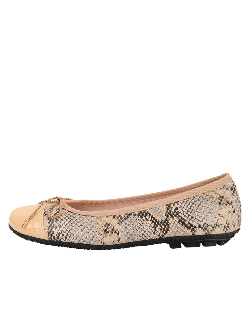Paul Mayer Candy Ballet Flat Casual 6 Paul Mayer Candy Ballet Flat Casual