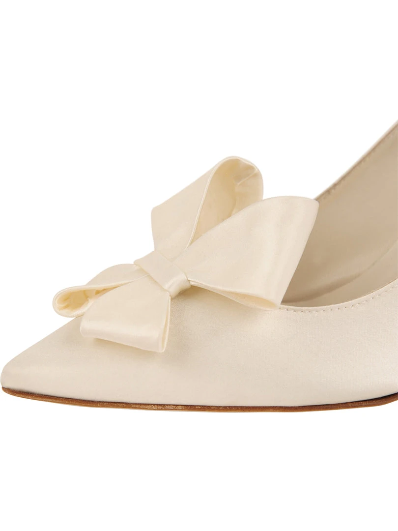 Something Bleu Pumps Caitlin Pointed Toe Pump 6 Something Bleu Pumps Caitlin Pointed Toe Pump